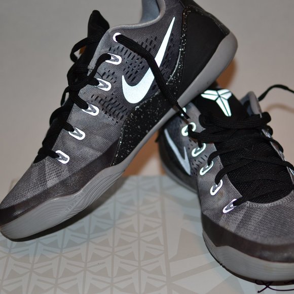 kobe 9 metallic silver